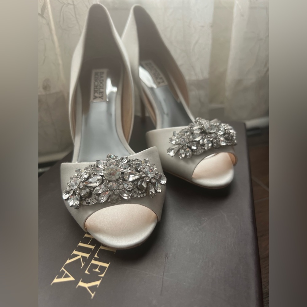 Badgley Mischka white satin Kaden heels